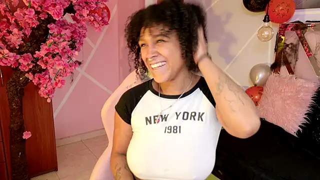 Elith noa online show from 10-20-25, 07:36