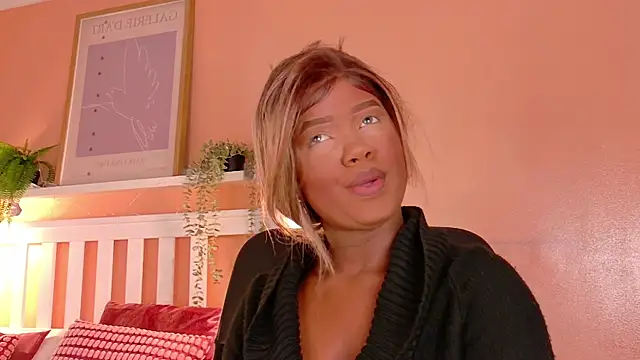 Snapshot of briannajackson_ chatting on 10-09-25, 11:41 briannajackson  online show from 10-09-25, 11:41