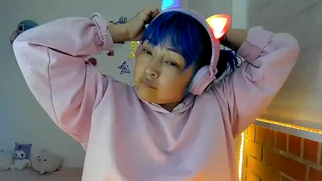 Shaddycute  online show from 10-26-25, 04:46