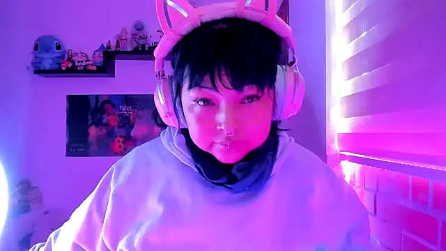 Shaddycute  online show from 02-20-26, 06:08