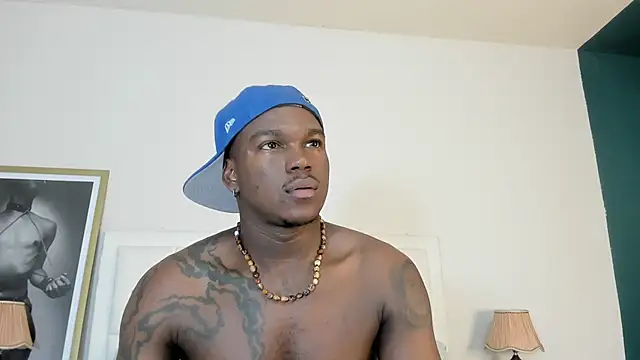 Snapshot of Troykhalil chatting on 02-03-25, 09:18 Troykhalil online show from 02-03-25, 09:18