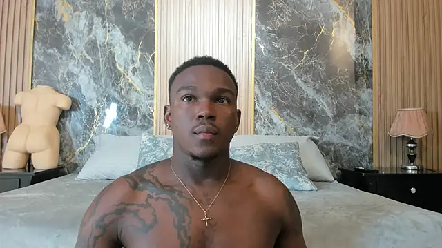 Snapshot of Troykhalil chatting on 03-12-25, 11:12 Troykhalil online show from 03-12-25, 11:12