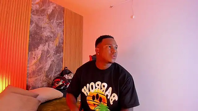 Snapshot of Troykhalil chatting on 10-07-25, 09:45 Troykhalil online show from 10-07-25, 09:45