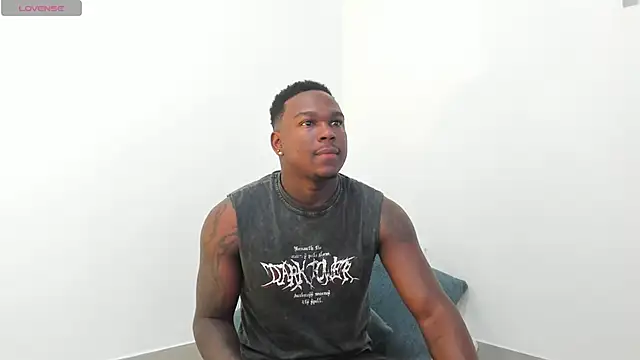 Snapshot of Troykhalil chatting on 11-10-25, 11:15 Troykhalil online show from 11-10-25, 11:15