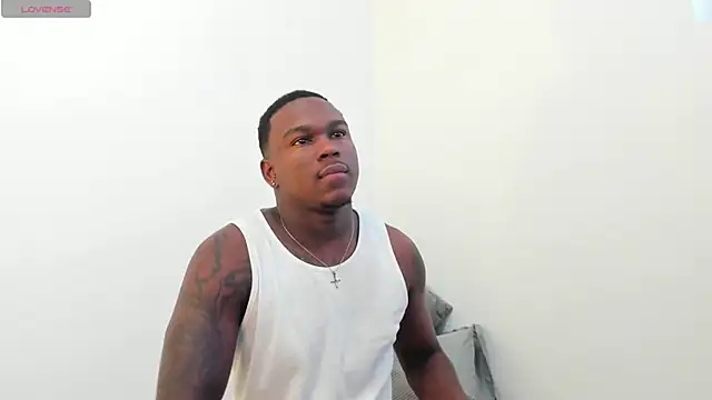 Snapshot of Troykhalil chatting on 11-26-25, 09:05 Troykhalil online show from 11-26-25, 09:05