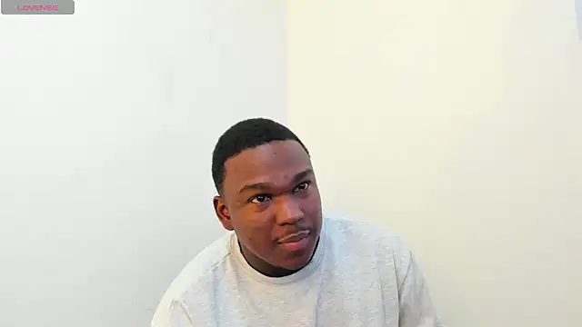 Snapshot of Troykhalil chatting on 11-28-25, 09:50 Troykhalil online show from 11-28-25, 09:50