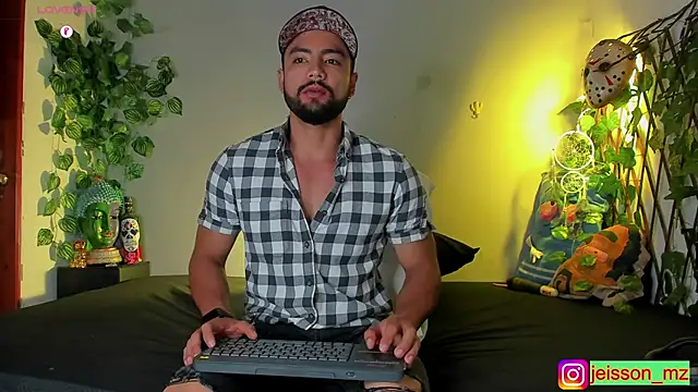 Snapshot of Jaxxon_ chatting on 01-14-25, 10:59 Jaxxon online show from 01-14-25, 10:59
