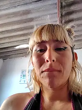 florecita9 online show from 02-02-25, 07:57