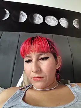 florecita9 online show from 09-19-25, 04:40