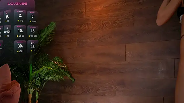 KairaAndrews online show from 04-06-26, 06:42