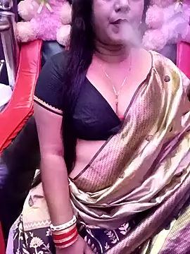 Snapshot of ella_mariya chatting on 02-04-26, 01:39 ella mariya online show from 02-04-26, 01:39