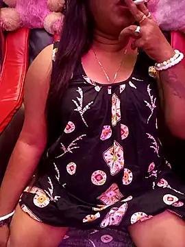 Snapshot of ella_mariya chatting on 02-17-26, 02:35 ella mariya online show from 02-17-26, 02:35