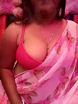 Snapshot of ella_mariya chatting on 02-28-26, 01:45 ella mariya online show from 02-28-26, 01:45