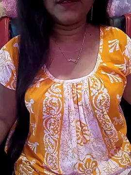 Snapshot of ella_mariya chatting on 04-14-26, 09:04 ella mariya online show from 04-14-26, 09:04