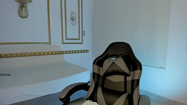 caro03x online show from 10-31-25, 02:23