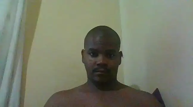 Snapshot of TshepoAMG96 chatting on 01-20-25, 02:14 TshepoAMG96 online show from 01-20-25, 02:14