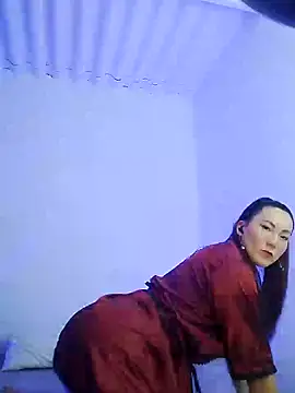 Elle Lee  online show from 12-06-24, 11:14