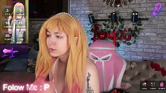 Snapshot of Alex_Howell chatting on 02-28-25, 08:50 Alex Howell online show from 02-28-25, 08:50