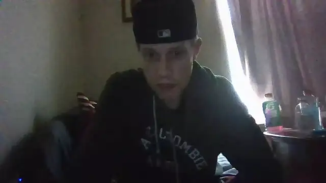 Snapshot of kollzCloudzz chatting on 04-28-26, 12:32 kollzCloudzz online show from 04-28-26, 12:32