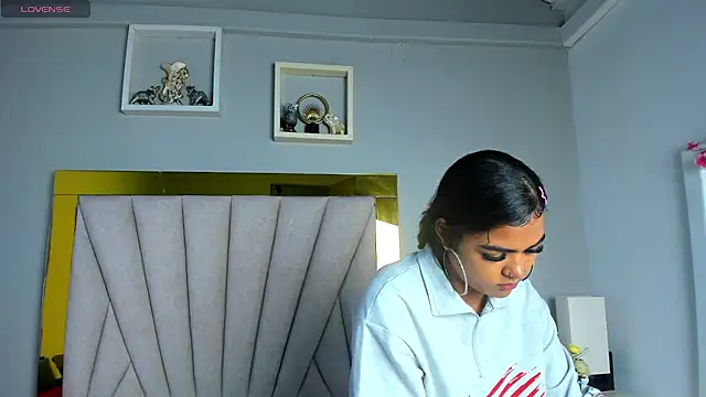 vahiolet fuentes online show from 04-22-26, 03:09