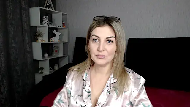 Amelia Harper online show from 01-24-25, 02:08
