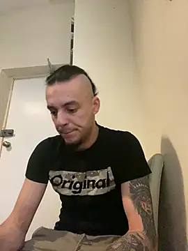 Snapshot of Alexandrupgixx chatting on 03-03-25, 02:58 Alexandrupgixx online show from 03-03-25, 02:58