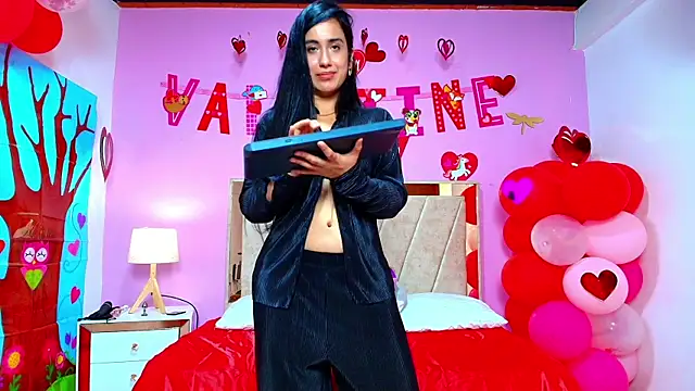 Miia harper  online show from 02-17-25, 12:05