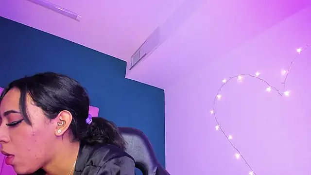 MavyStar online show from 12-17-24, 05:58