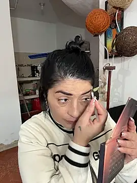 karenlennox1 online show from 12-13-25, 08:58