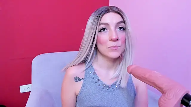 Kate bunny  online show from 11-12-25, 11:21