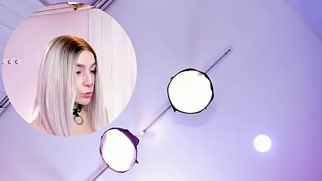 Kate bunny  online show from 11-26-25, 11:33