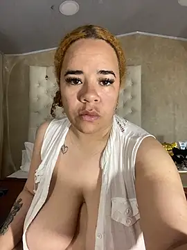 La Crespa x online show from 01-17-26, 02:00