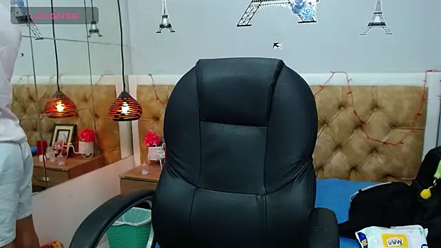 Snapshot of SkinnyBoy_ chatting on 01-17-25, 06:23 SkinnyBoy online show from 01-17-25, 06:23