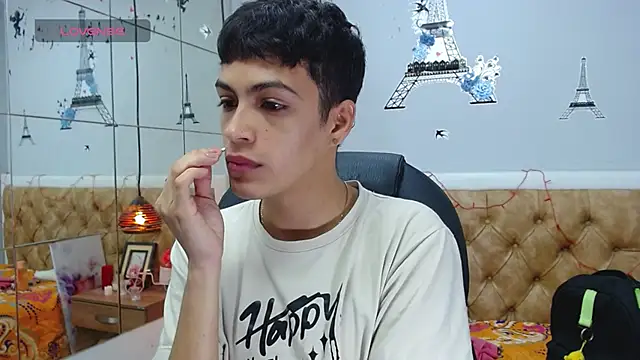 Snapshot of SkinnyBoy_ chatting on 01-18-25, 12:36 SkinnyBoy online show from 01-18-25, 12:36