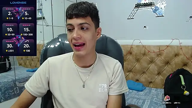 Snapshot of SkinnyBoy_ chatting on 01-30-25, 03:19 SkinnyBoy online show from 01-30-25, 03:19