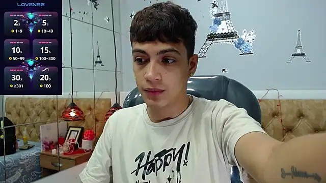 Snapshot of SkinnyBoy_ chatting on 02-02-25, 12:13 SkinnyBoy online show from 02-02-25, 12:13