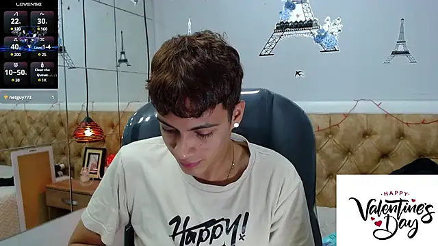 Snapshot of SkinnyBoy_ chatting on 02-14-25, 03:36 SkinnyBoy online show from 02-14-25, 03:36