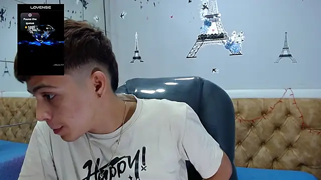 Snapshot of SkinnyBoy_ chatting on 03-02-25, 01:38 SkinnyBoy online show from 03-02-25, 01:38