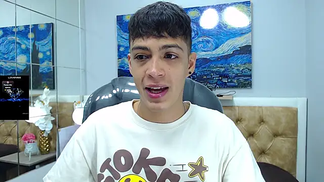 Snapshot of SkinnyBoy_ chatting on 10-05-25, 01:09 SkinnyBoy online show from 10-05-25, 01:09