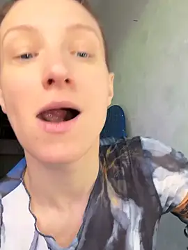 UmaTruewoman online show from 11-12-25, 07:09