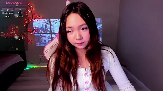 Snapshot of Fluffy_Rose chatting on 11-01-25, 11:40 Fluffy Rose online show from 11-01-25, 11:40