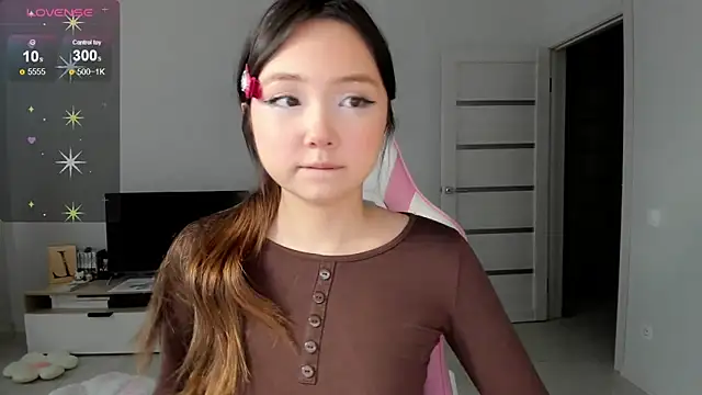 Fluffy Rose online show from 03-18-26, 10:18