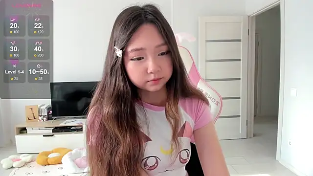 Fluffy Rose online show from 06-16-26, 01:08