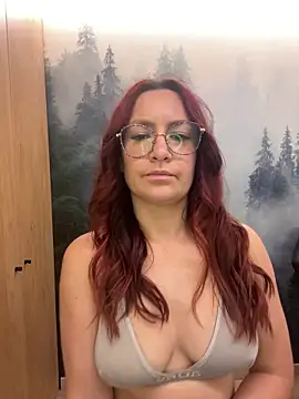 ladoucedu34 online show from 06-01-26, 03:36