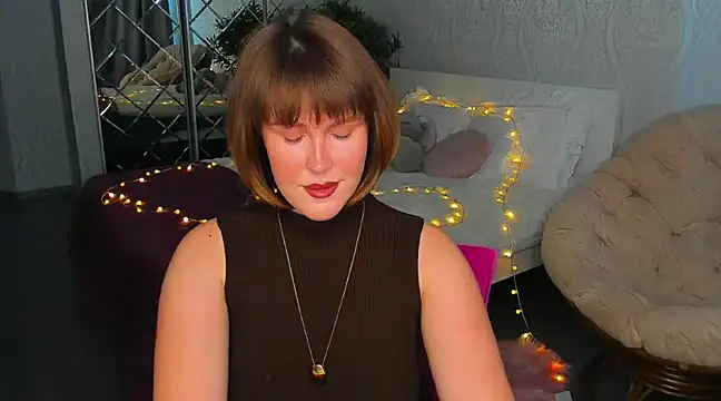 Snapshot of mirrorofsoul chatting on 12-08-24, 06:11 mirrorofsoul online show from 12-08-24, 06:11