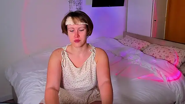 Snapshot of mirrorofsoul chatting on 09-17-25, 05:42 mirrorofsoul online show from 09-17-25, 05:42