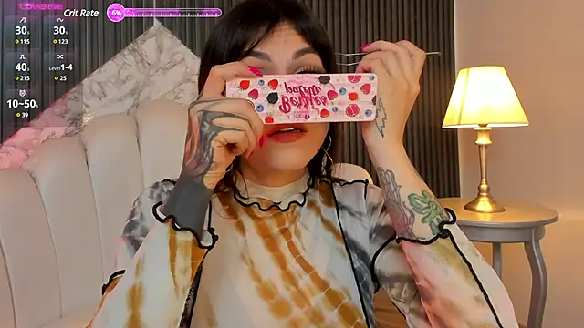 Snapshot of MeganDraco_ chatting on 01-14-25, 02:43 MeganDraco online show from 01-14-25, 02:43