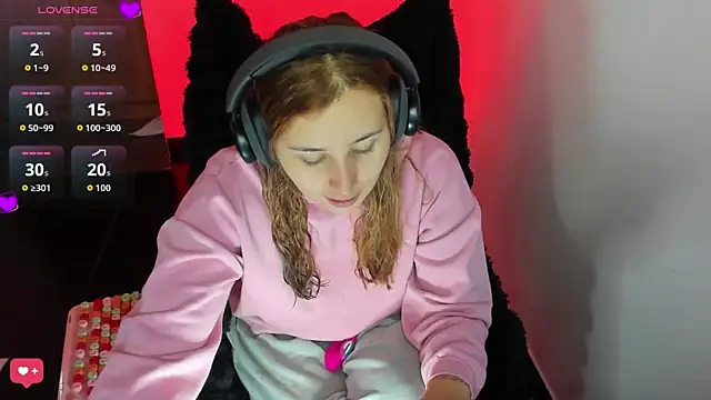 bonnie moon  online show from 02-22-26, 08:40