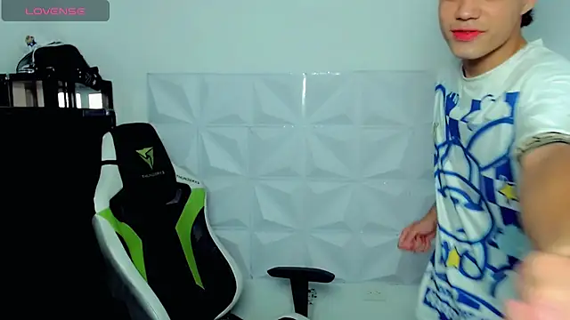 Snapshot of bby_santi chatting on 12-05-24, 03:50 bby santi online show from 12-05-24, 03:50