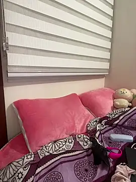 KittieCatty online show from 01-15-25, 04:25